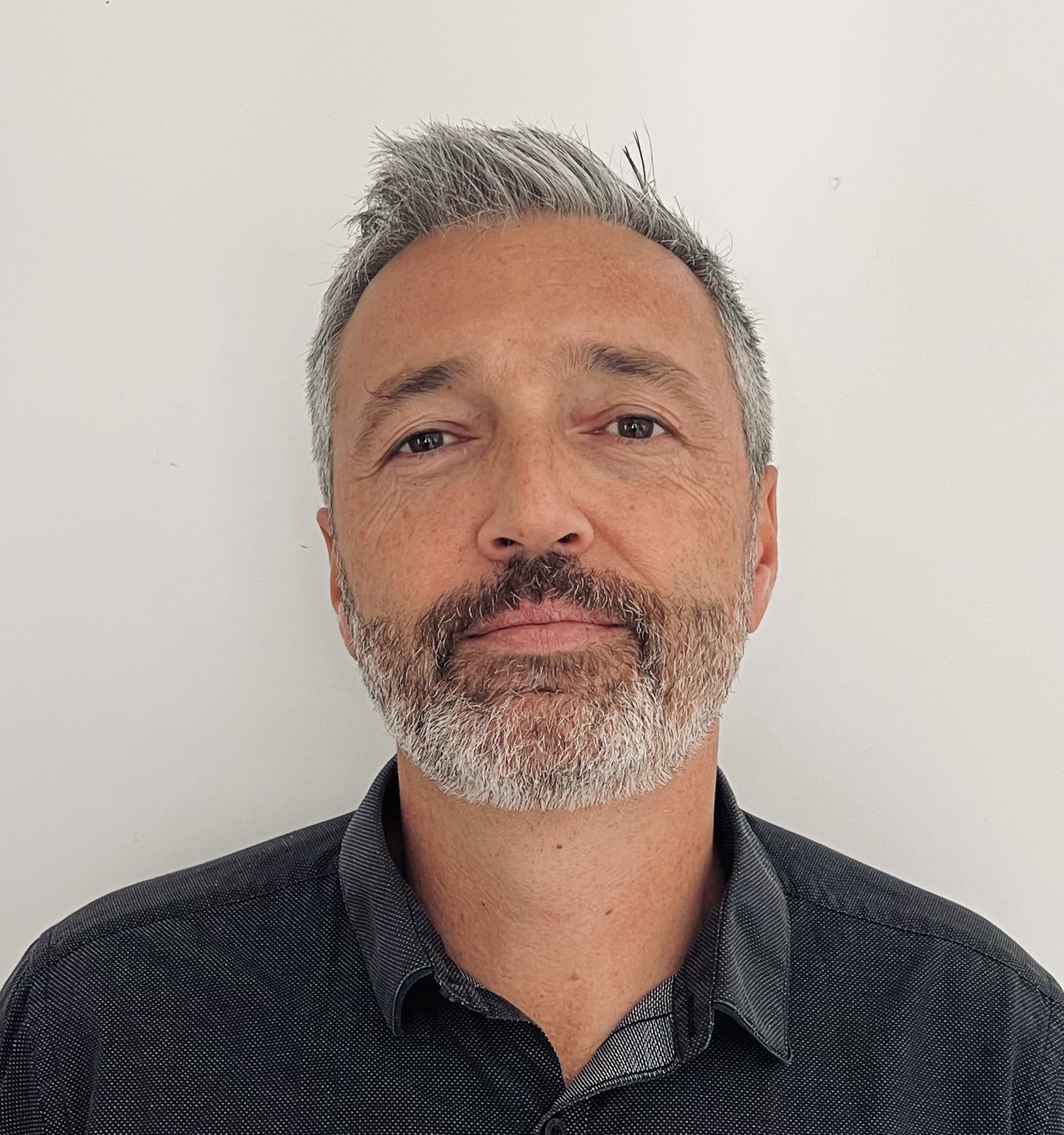 homme consultant fiscalité